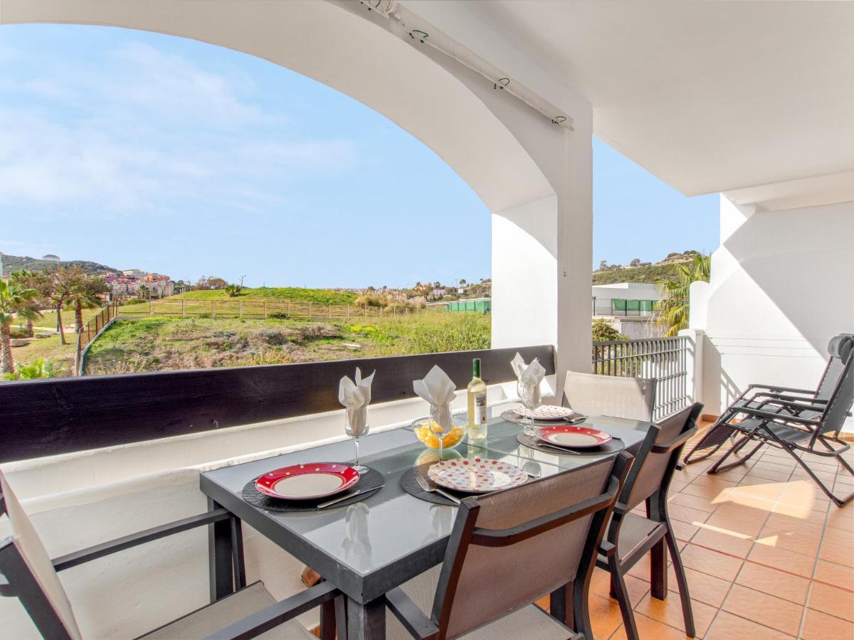 2091- Apt Close From All Amenities Manilva Buitenkant foto