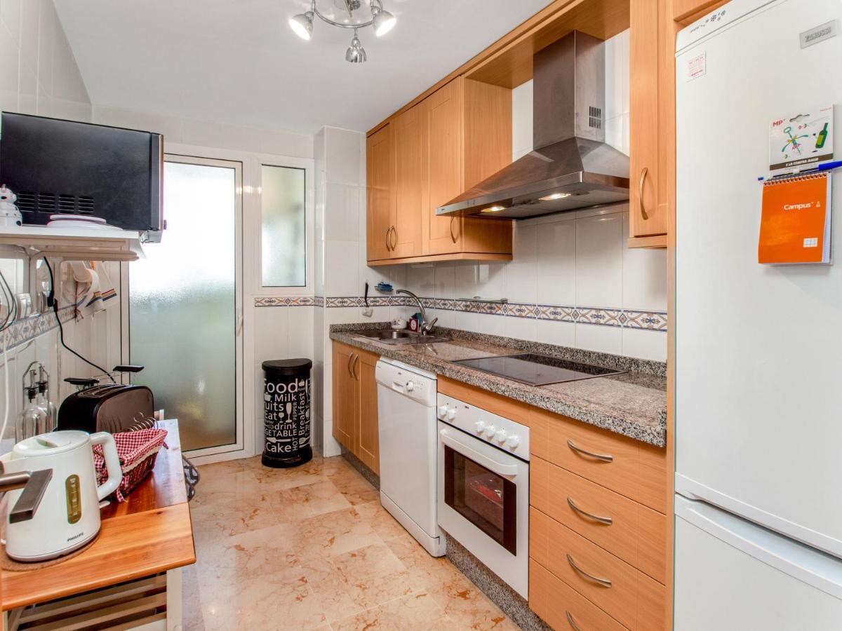 2091- Apt Close From All Amenities Manilva Buitenkant foto