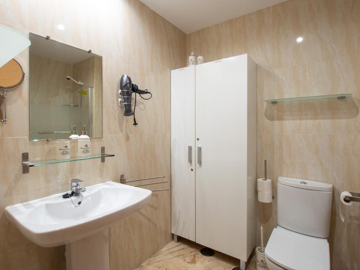 2091- Apt Close From All Amenities Manilva Buitenkant foto