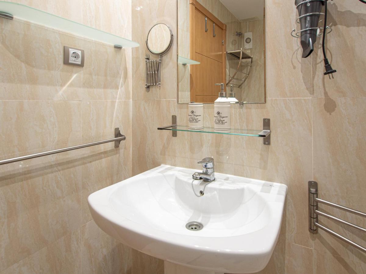 2091- Apt Close From All Amenities Manilva Buitenkant foto