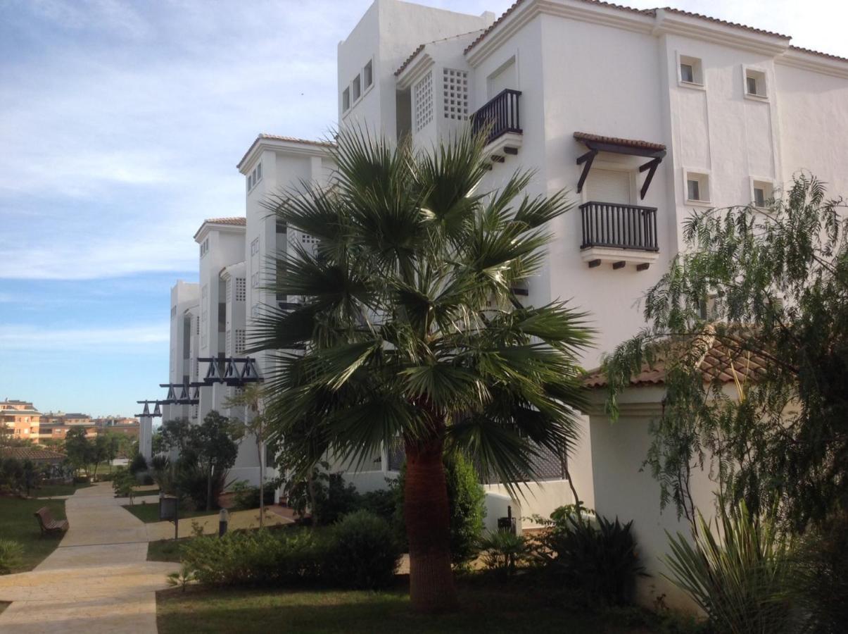 2091- Apt Close From All Amenities Manilva Buitenkant foto